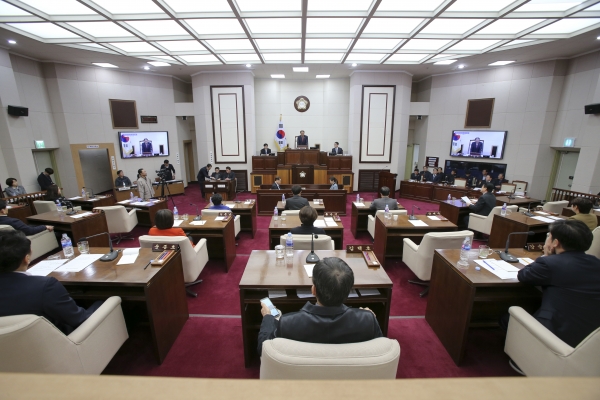제235회 정례회 제4차 본회의 활동