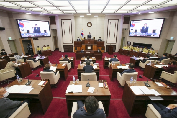 제244회 임시회 제2차 본회의 활동