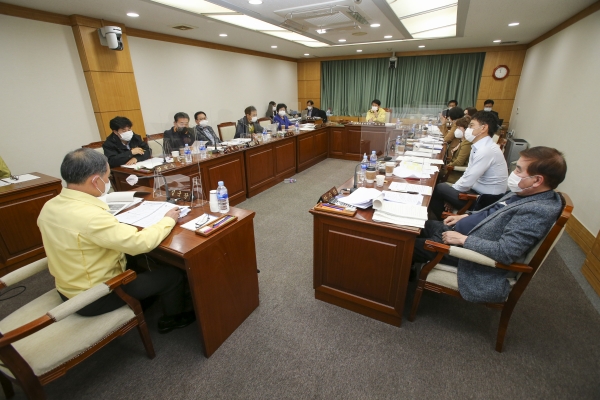 제245회 정례회 기획행정위원회 조례안 심사활동