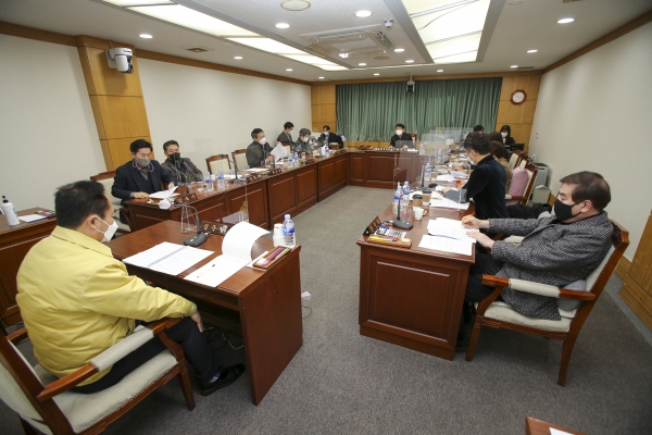 제246회 임시회 기획행정위원회 조례안 심사활동