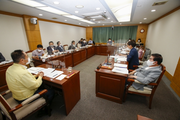 제251회 임시회 기획행정위원회 조례안 심사활동
