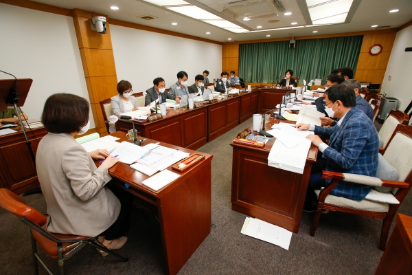제261회 제1차 정례회 기획행정위원회 소관 2022년도 제1회 추경예산안 및 기금운용변경계획안 예비심사활동