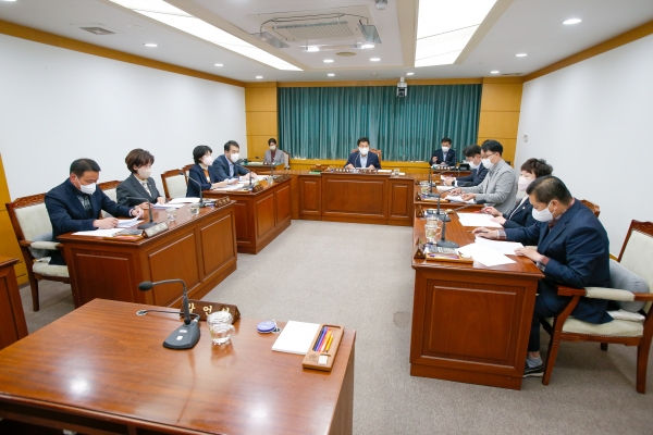 제262회 임시회시 의회운영위원회 회의규칙 일부개정규칙안 심사활동
