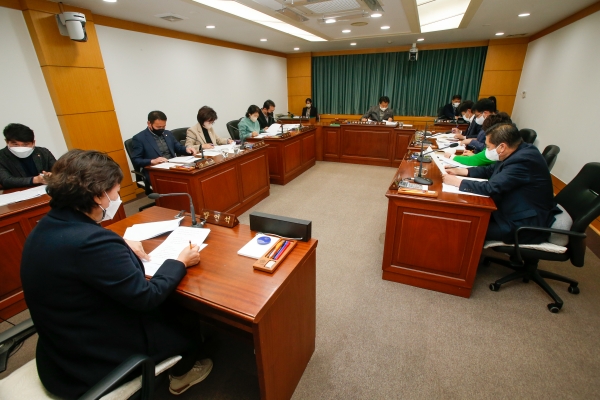 제263회 구미시의회 제2차 정례회시 의회운영위원회 조례안 심사활동