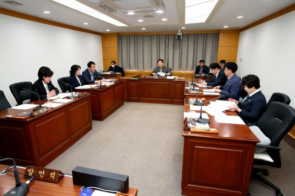 제266회 임시회 의회운영위원회 조례안 심사활동