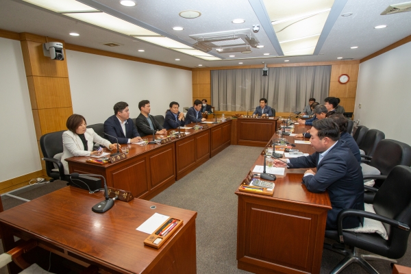 제267회 임시회 제1차 신공항이전지원특별위원회 활동