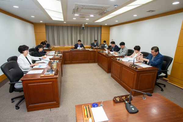 제267회 임시회 의회운영위원회 조례안 심사활동