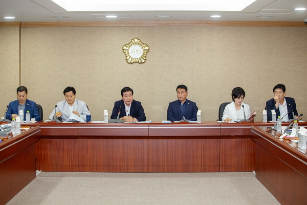 구미시의회 전체의원 간담회 개최