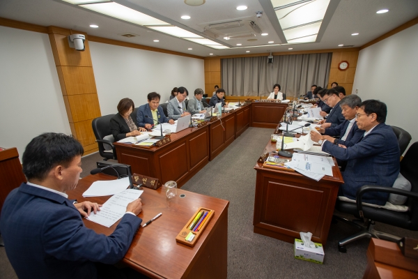 제270회 임시회 기획행정위원회 조례안 심사 활동 및 2023년도 행정사무감사 지적사항 조치결과 보고