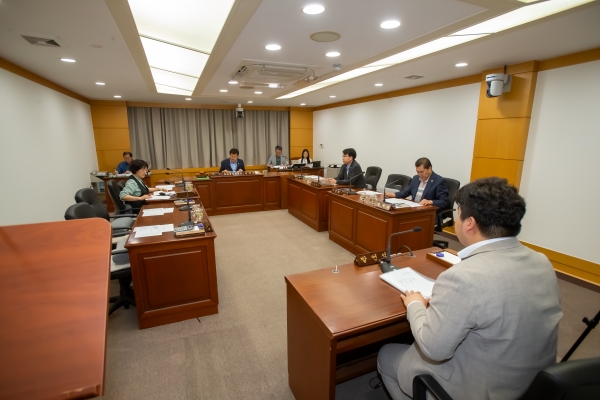 제276회 임시회 의회운영위원회 조례안 심사활동