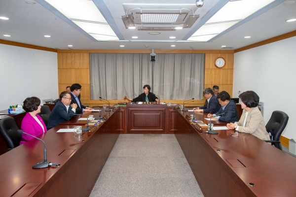 제281회 임시회시 제1차 인사청문특별위원회 위원장 및 간사 선임 활동