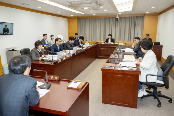 제286회 임시회시 기획행정위원회 조례안 활동