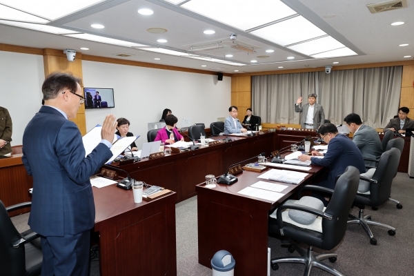폐회중 인사청문특별위원회 활동