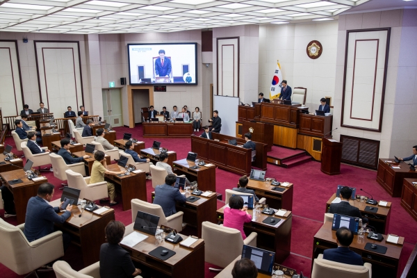 제296회 임시회 제2차 본회의 활동