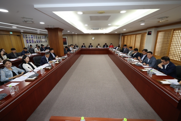 전체의원 간담회