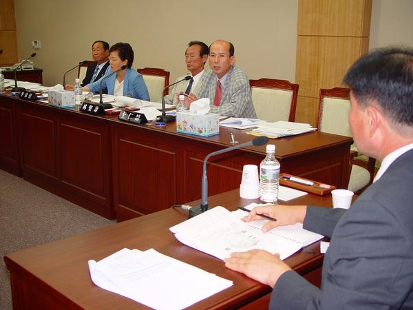 제90회 임시회시 기획행정위원회 활동